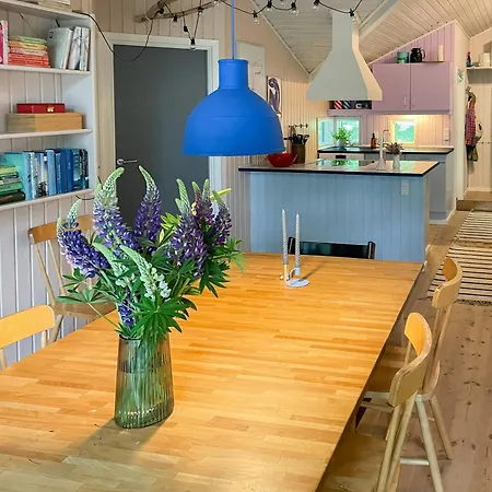 펜션 Virksund With Grounds And Hot Tub *