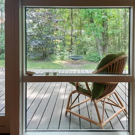 Virksund With Grounds And Hot Tub Højslev