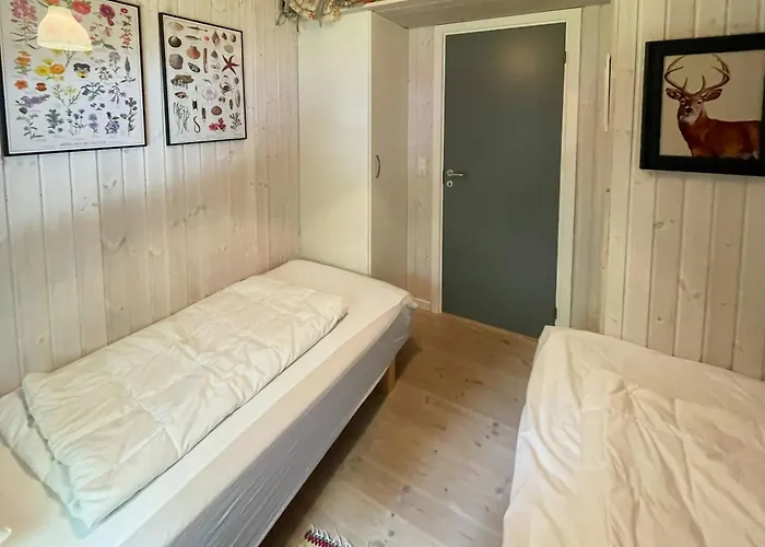 Virksund With Grounds And Hot Tub